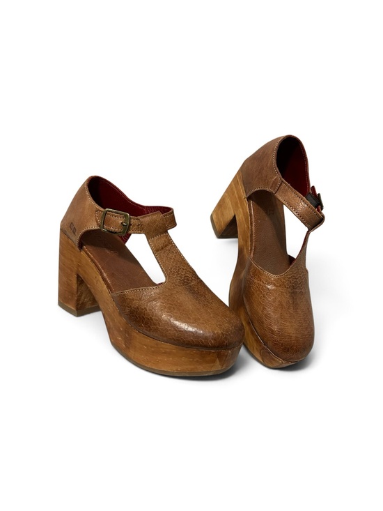 Bed Stu Shoes - Bed Stu Turner Brown Leather T-Strap Platform Heels Clogs 7